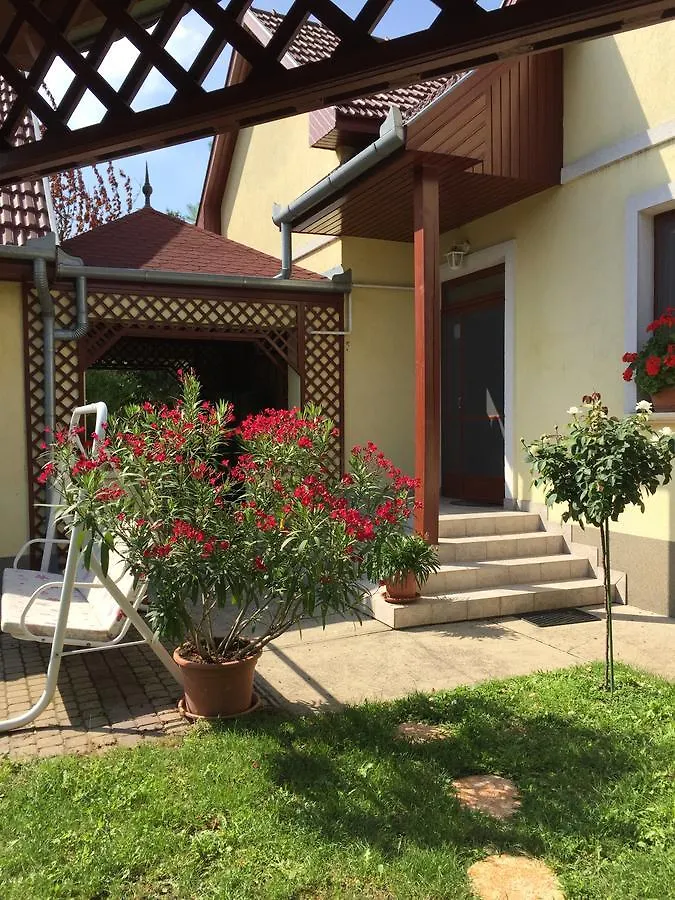 Apartman Dóra Hajdúszoboszló Apartament